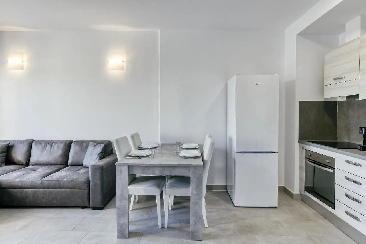 Apartment Giuliano Superior 1 Para 4 Personas Empuriabrava
